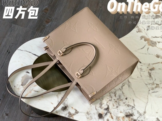 VUITTON ONTHEGO LOUIS MM 0409
